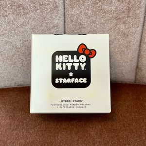 HELLO KITTY X STARFACE compact with patches